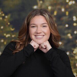 Meet your Posher, Olivia